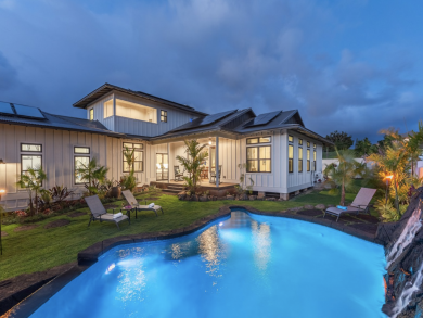 Kauai Luxury At Its Finest Walk to Beaches Six Bedrooms